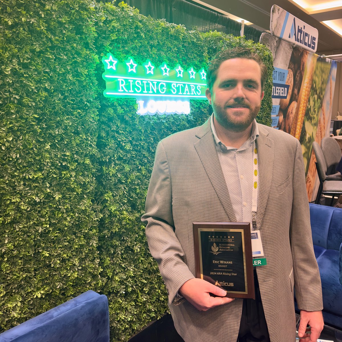 BRANDT_co's tweet photo. Congratulations to @eric_winans, PhD, BRANDT Research Farm Manager and Technical Agronomist, for being named the 2024 ARA Rising Star winner at the Agricultural Retailers Association Conference & Expo! Out of this year’s exceptional class of Rising Stars, Eric’s powerful message on ‘Empowering Leadership through the Next Frontier’ earned him top honors. We’re so proud to celebrate Eric’s well-deserved recognition!

Read more here: https://t.co/Uzpe3JRsSU