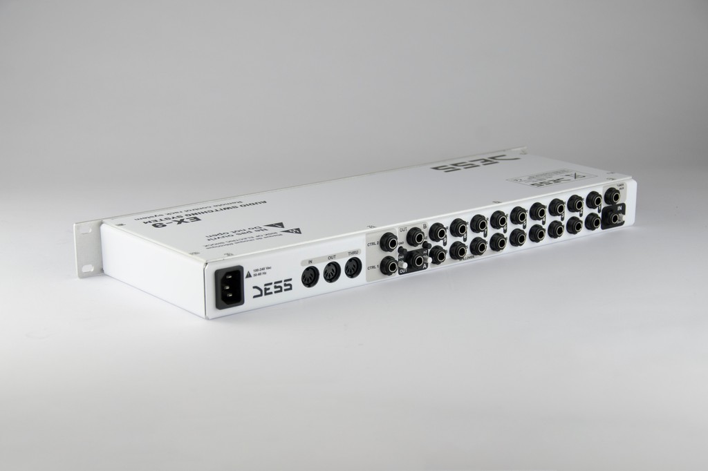 DESS_1080's tweet photo. Voici l'EX-9, un switcher 9 boucle version Rack 1U.
Pilotable directement depuis sa façade ou bien sûr par contrôler au pied, ce rack très polyvalent et réactif se fera une place durable dans votre rack.

https://t.co/o18CfUv0WH
https://t.co/uOOEYuocAj

#DESS #DESSSwitcher https://t.co/PwnNzrotqV