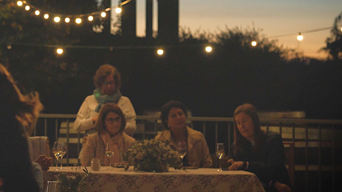 🎄Aquest Nadal, descobreix la màgia de l’enoturisme a la Terra de la Pansa Blanca! 

🥂Entre vinyes, amb un bon vi #doalella i el millor ambient nadalenc trobaràs una gran varietat de propostes!

📅 Consulta la nostra agenda i planifica la teva escapada: terrapansablanca.cat/agenda