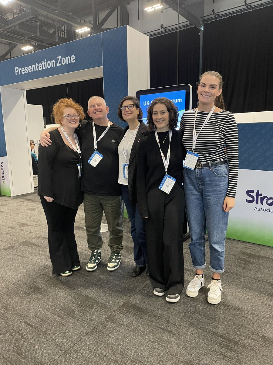 colette_squiz's tweet photo. Such a brilliant time at this years @UKStrokeForum 🧠📚 loved the talks this year particularly FND, women’s health and pneumonia 🫁 but best of all getting to network with so many of my @LSC_ISNDN colleagues 🫶🏻 https://t.co/fb5fL9NUZI