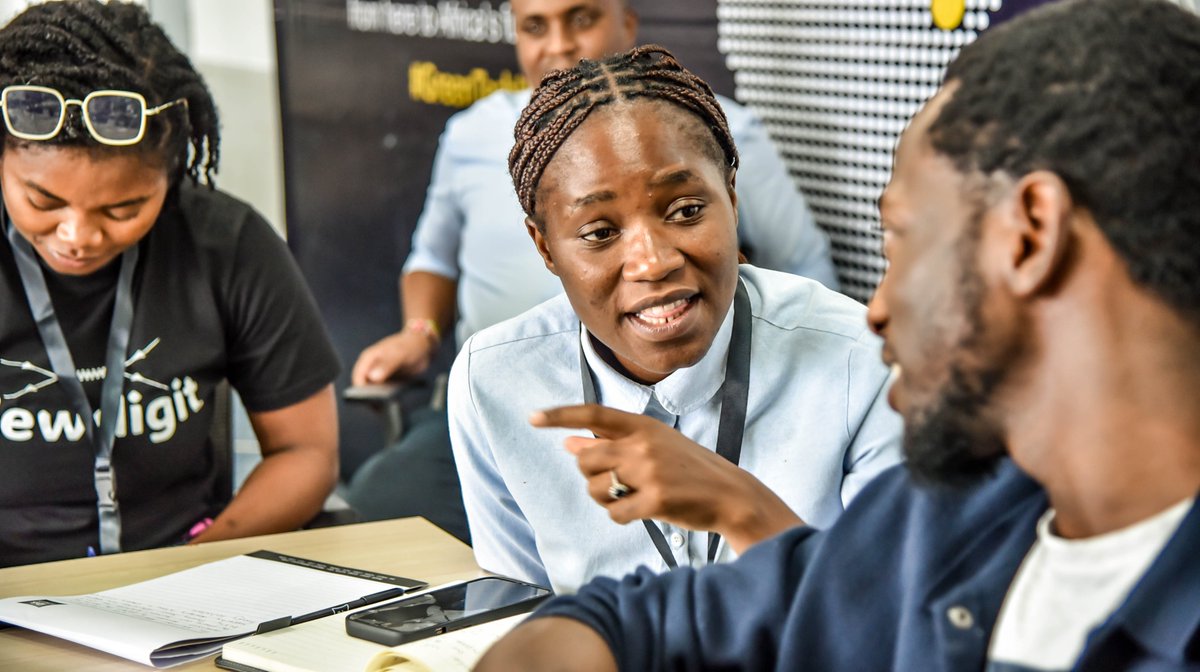 UNDPKenya's tweet photo. 🎯Bootcamp in Action

🌍 Meaningful connections, impactful teamwork, and groundbreaking ideas are shaping the journey at the #timbuktoo GreenTech Bootcamp.

Startups are gearing up for the timbuktoo #GreenTechHub launch, bringing Africa’s green solutions to life. 🌱 https://t.co/PnKMrSkJUW