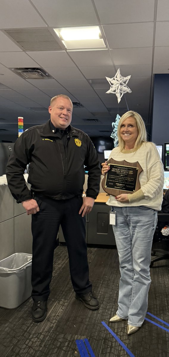 OverlandPark_PD's tweet photo. We would like to congratulate Senior Dispatcher Melissa Worth on 24 years of service to the Overland Park Police Department.  Thank you for your service to our community. May you enjoy your retirement! https://t.co/pw8Y9K6WvI