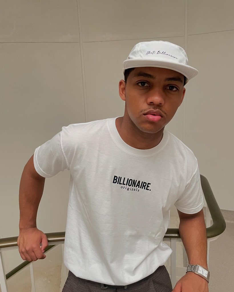 BillionaireOrig's tweet photo. Billionaire Originals🤍

Brand: @BillionaireOrig 
Model: @jevenon 
Creative team: @Hydro__drip &amp; @realpeeshady 
📸: @Hydro__drip https://t.co/782xEyF7Ls