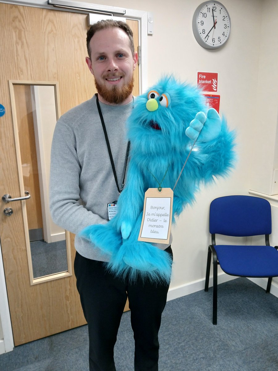 LEADLanguages's tweet image. There's some fabulous work going on in Languages across the @LEADAcadTrust academies.  It was a pleasure to meet with the subject leader for @ManorFarmSchool today - and his assistant, Didier!  The pupils at the school love Didier - and Dan too!