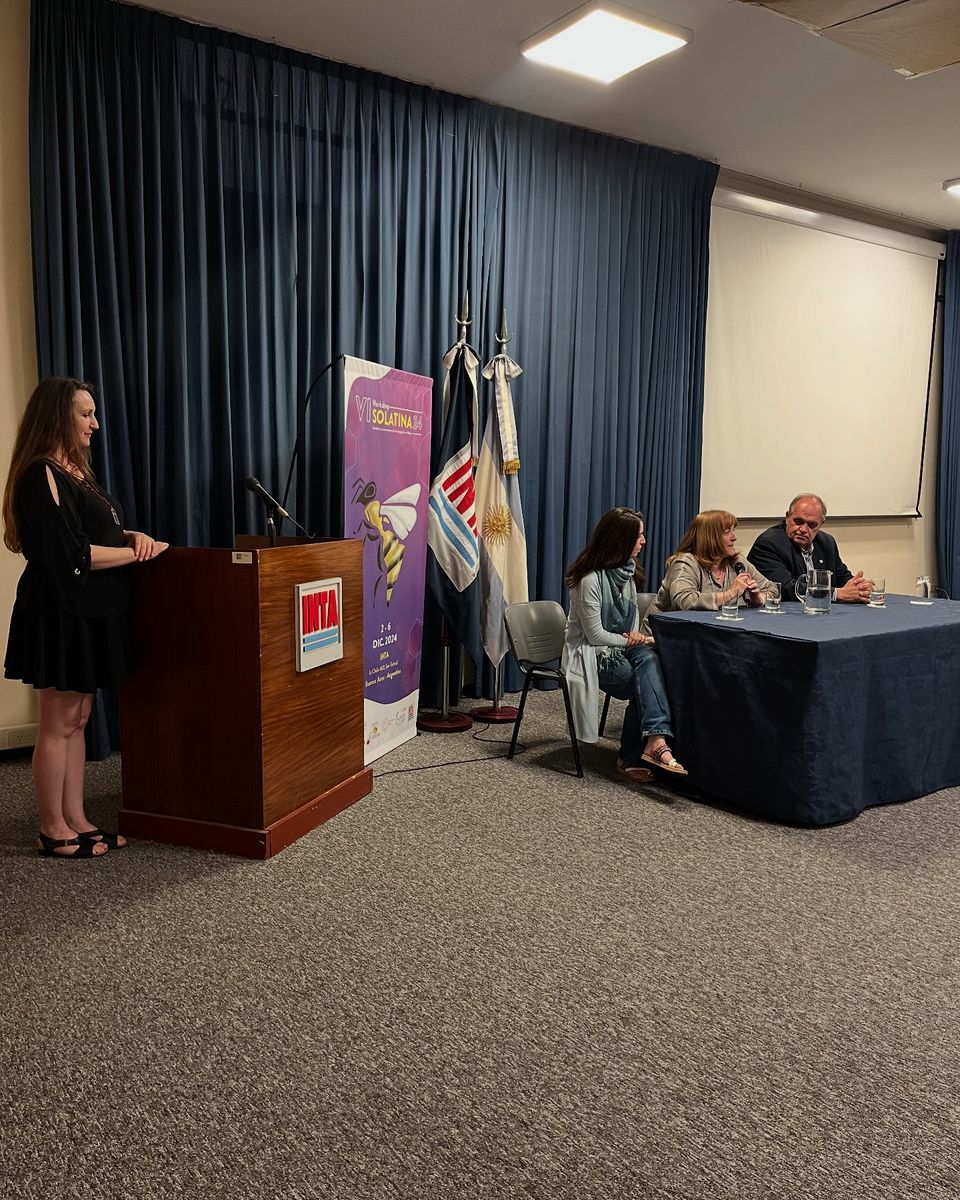 INTAProapi's tweet photo. #Solatina: Primer día del Vl workshop de Solatina/Red colmena
Más de 60 investigadores e investigadoras en abejas de todo Latinoamérica 
#ciencialatina #investigación #abejas #abelhas #meliponinos #abelhassemferrao #bombus #abejorros #cyted https://t.co/WUyQZZ3apA