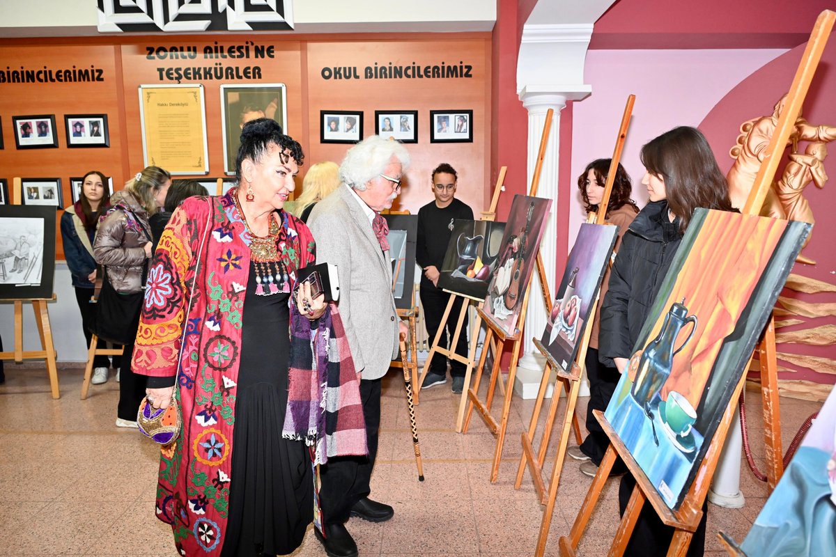denizlimem's tweet photo. ✨Biyografi Akademisi ✨

Denizli Öğretmen Akademileri kapsamında hazırlanan Biyografi  Akademisinin bu haftaki programı Hakkı Dereköylü Güzel Sanatlar Lisesinde  konuğumuz Ressam Yaşar Çallı'nın
katılımıyla gerçekleştirildi.    

#DenizliÖğretmenAkademileri

@tcmeb
@Yusuf__Tekin
@farukyelkenci
@emre_caliskan
