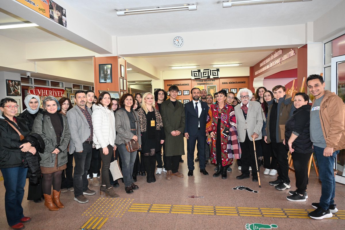 denizlimem's tweet photo. ✨Biyografi Akademisi ✨

Denizli Öğretmen Akademileri kapsamında hazırlanan Biyografi  Akademisinin bu haftaki programı Hakkı Dereköylü Güzel Sanatlar Lisesinde  konuğumuz Ressam Yaşar Çallı'nın
katılımıyla gerçekleştirildi.    

#DenizliÖğretmenAkademileri

@tcmeb
@Yusuf__Tekin
@farukyelkenci
@emre_caliskan