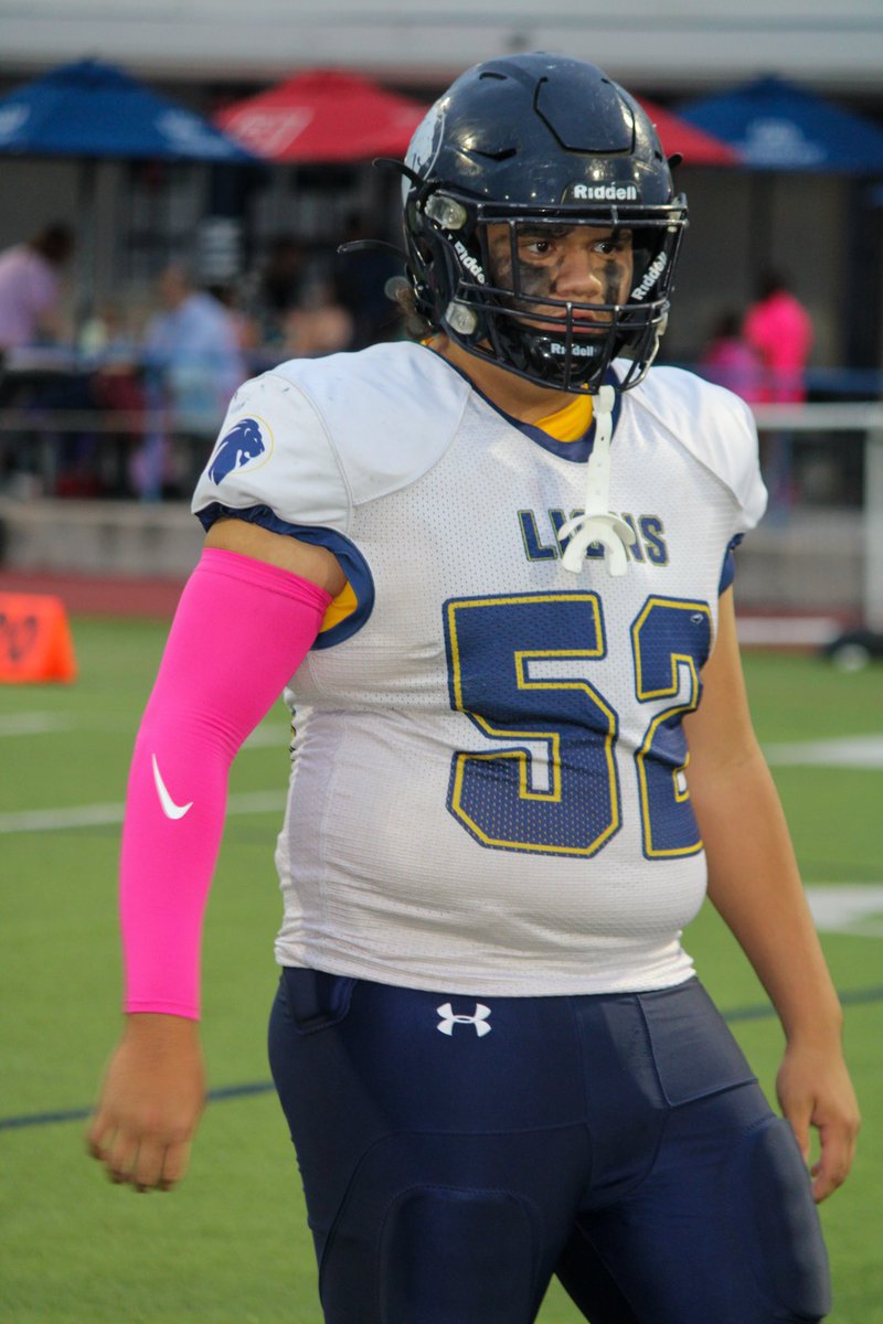 End of season highlights 🔥🔥
 
hudl.com/v/2Qef1x
6’1 250 MLB/G
69+ total tackles 
22+ pancakes