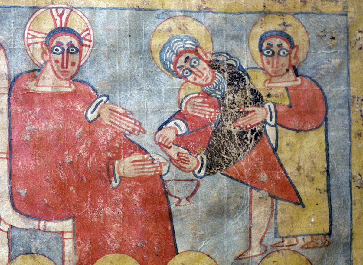 ArtEthiopic's tweet photo. When you're not the youngest apostle anymore and need help balancing on one leg when the Lord wants to wash your foot 🦶🏾

Ethiopia, 14th c.   #JesusChrist #peter #apostle #footwashing #africanart https://t.co/r3GEeqOjbL