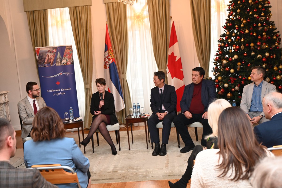 JMiliic's tweet photo. Danas je veliki dan u odnosima između #SRB i #CA U Ambasadi Kanade u Srbiji, organizovano je potpisivanje Memoranduma o saradnji između četiri Naučno - tehnološka parka iz Srbije i #ventureLAB iz Kanade. #nitra #science #innovation @ventureLABca @CanadaSerbia @SRBinCanada1 https://t.co/GupJGq0i2R