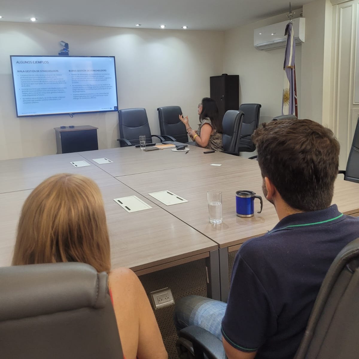 promendoza's tweet photo. #TuRed #TuFuerza
Socios clave para la internacionalización
@CarolinaSurezG1 brindó un taller virtual para empresas y consultores sobre la importancia construir vínculos que transforman proyectos en oportunidades comerciales internacionales. https://t.co/HLUP9zpjqZ