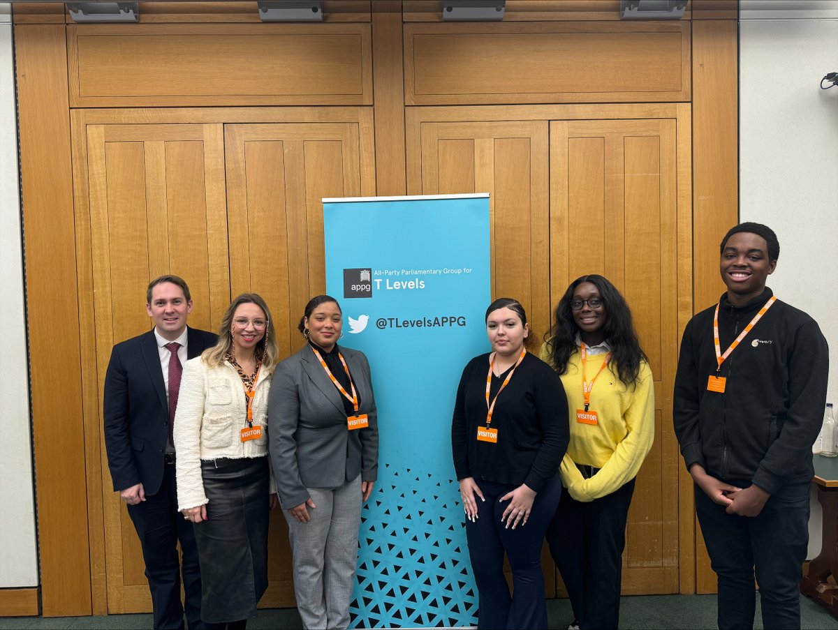This morning the APPG for T Levels convened for a session celebrating T Levels Week 2024 at Portcullis House.

Those present were able to hear from a panel of brilliant T Level graduates, who shared their insights on how the qualifications have helped shape their career paths.