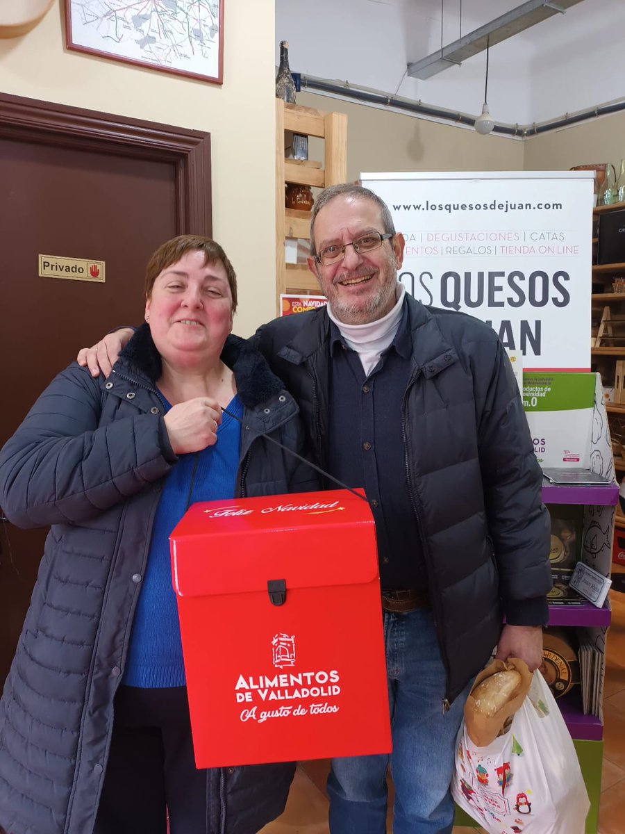 quesosJUAN's tweet photo. Comprar en #LosQuesosdeJuan #MedinadelCampo en #navidad2024 tiene premio con #Fecosva #compraentucomerciovecino
Prueba y disfruta de una #cestaregalo de productos #alimentosdevalladolid
#comerciolocal
#comerciotradicional https://t.co/G971Fr4XMB