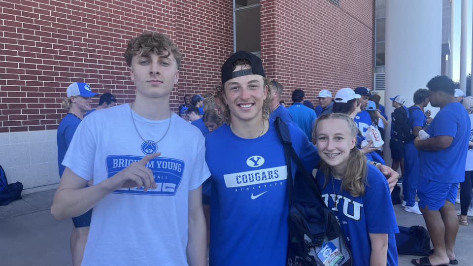 BYUalumni's tweet photo. Its time to rep the 'Y'! Happy Friday!
#BYUAlumni #ConnectedForGood #RepTheY https://t.co/lwos2yMuKR