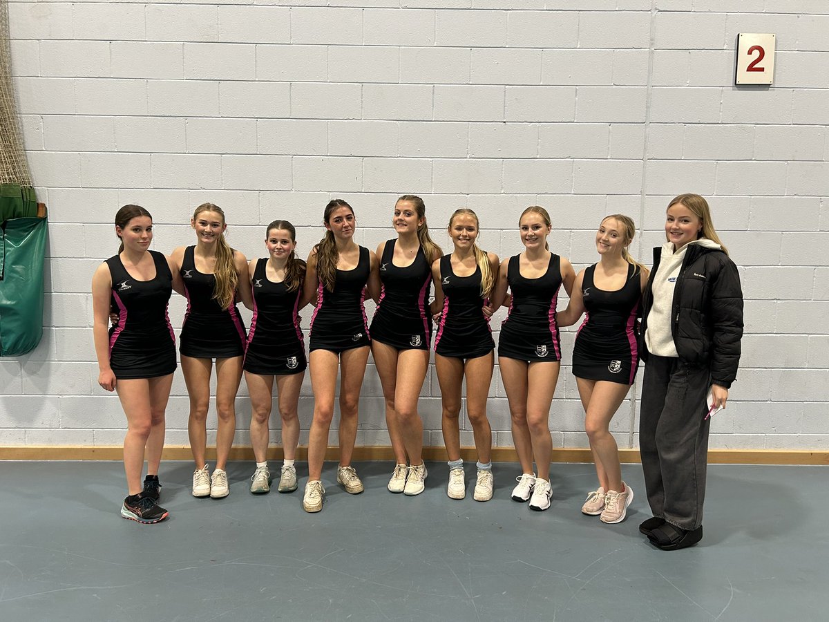 ilkleygrammarPE's tweet photo. 2\2 for our Senior Netball teams at BGS tonight. Last league game for our Year 11s - what a fantastic 5 years of netball they have had. Finishing league games on a win @Ilkleygrammar #netball #teamIGS https://t.co/dyu8YBRuAw
