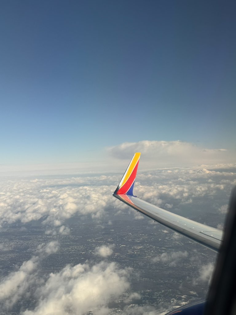 Beautiful day for a quick hop from <a href="/PVD/">PVD - T.F. Green</a> to <a href="/BWI_Airport/">BWI Marshall Airport</a> on <a href="/SouthwestAir/">Southwest Airlines</a> !!