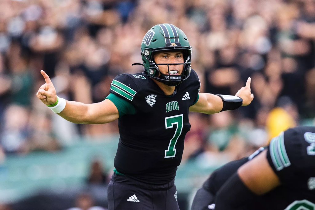 Jacobbell's tweet photo. #AGTG Blessed to receive an offer from Ohio University! #OUohyeah @EDGYTIM @clayfinney @IamClint_C @AllenTrieu @KillopOn3 @SWiltfong_ @HuskieFB @HuskieStrength @petegabrione @Coach_Arthurs90 @CoachIzzy1 https://t.co/8F7OiQBept