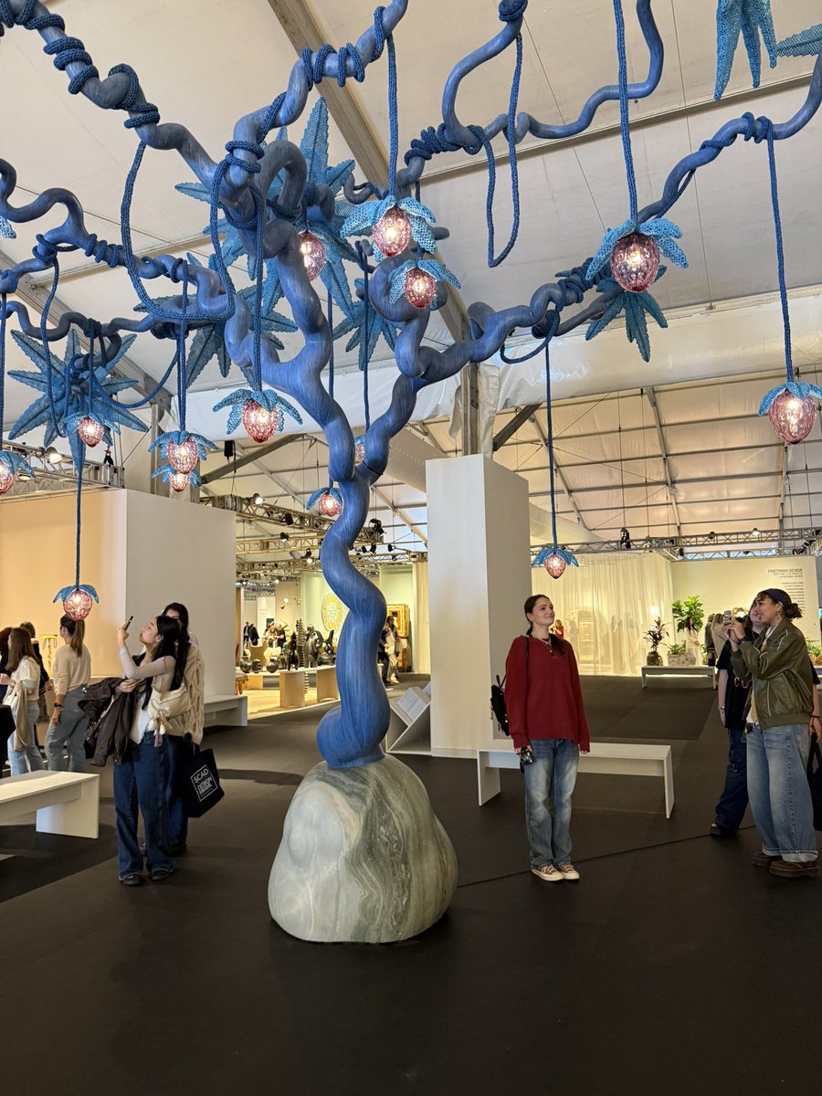 leadwithcordoba's tweet photo. Spent the afternoon with our art students immersed in creativity and innovation at Design Miamiโs โDose of Optimismโ exhibition- fueling the future of art and design! #DesignMiami #ArtEducation https://t.co/cQsBsAfQv7