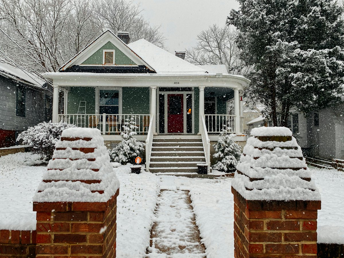 ATCAgency's tweet photo. "Winter in Minnesota is no joke, with freezing temperatures, freezing rain and snow."

https://t.co/cRntfYh5HZ https://t.co/FBn9VsuJtp