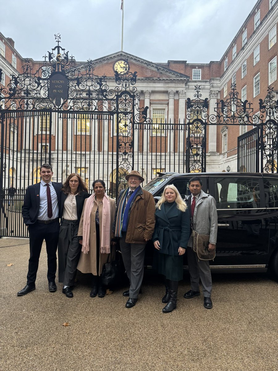BMA secondary care leaders leaving BMA House for introductory meet Secretary of State for Health Wes Streeting to discuss issues affecting our members