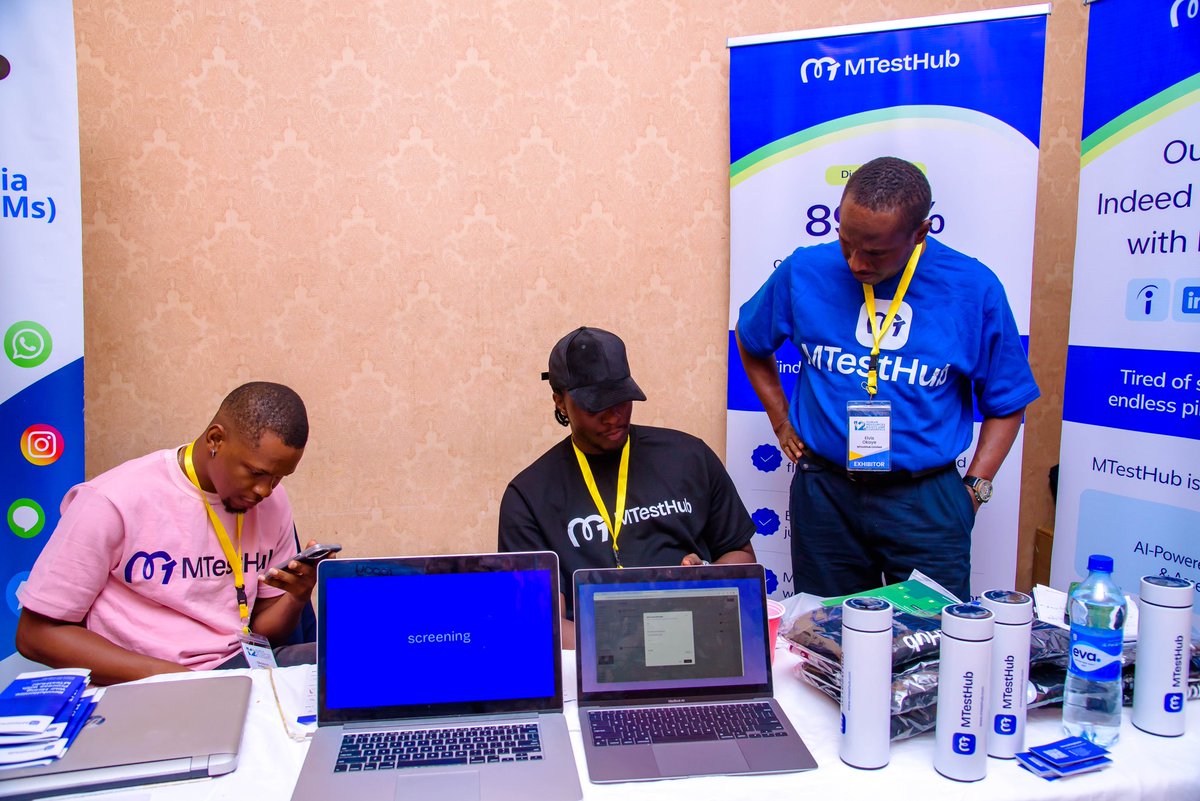 MTestHub's tweet photo. The HR Bootcamp Conference 2024 was incredible! 🎉 

Our team loved connecting with brilliant minds and discussing the future of recruitment. 

Huge thanks to the organizers and everyone who stopped by to chat with us about MTestHub's innovative solution. 

It was a pleasure! 💙 https://t.co/oJhOzD6Ag3