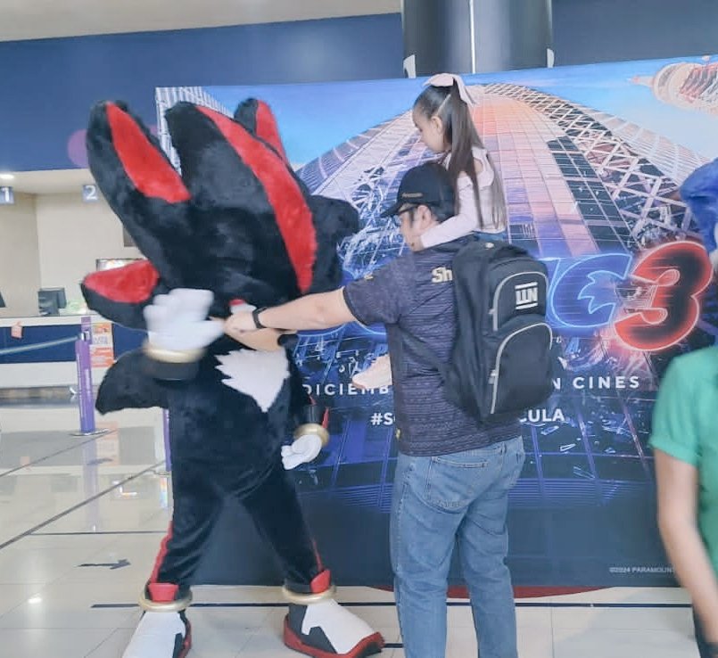 ShadowKniche's tweet photo. @ParamountMexico Todo sea por Shadow, mi momento llegó. 😎
Esperé tanto por este momento.
🤩 🖤

En Forum Buenavista y Galerias Atizapan.

#Shadow #Sonic3LaPelícula #YearOfShadow #Fearless #ShadowTheHedgehog #MariaRobotnik

@sonic_latam @sonic_hedgehog @ParamountMexico @SonicCountdwn @SonicMovie https://t.co/jUhdicx9Po