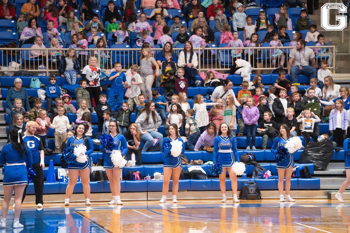 1️⃣,4️⃣0️⃣0️⃣+ students
1️⃣3️⃣ schools
2️⃣ wins

What a Kids Day!

#GoPioneers