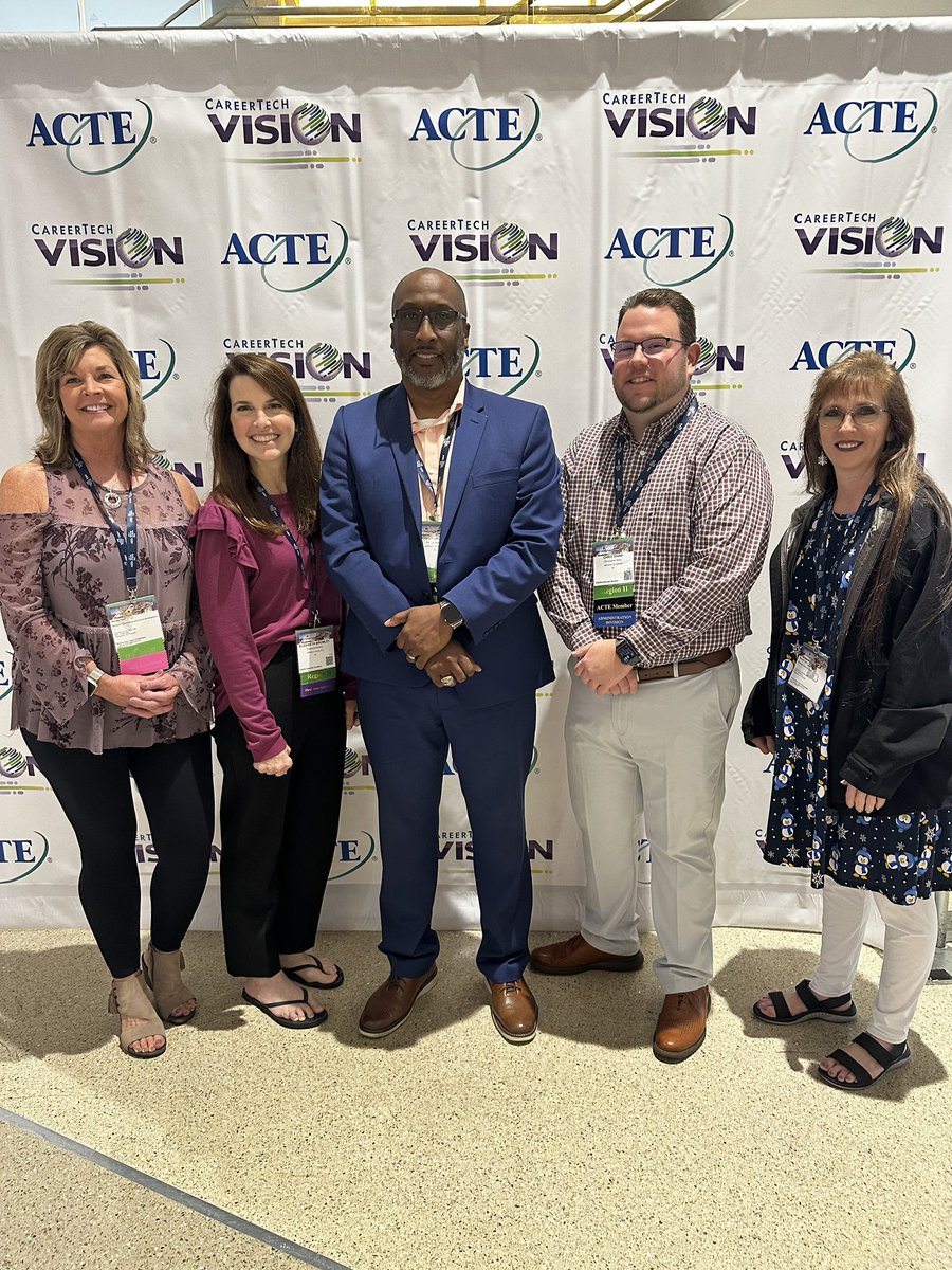 JEFCOCareerTech's tweet image. JEFCOED CTE is proud to be attending ACTE Vision 2024 in San Antonio, TX! @JEFCOED @btjackson15 @cbshaw22 @OnecentFord @bpspigpen #visioncte24