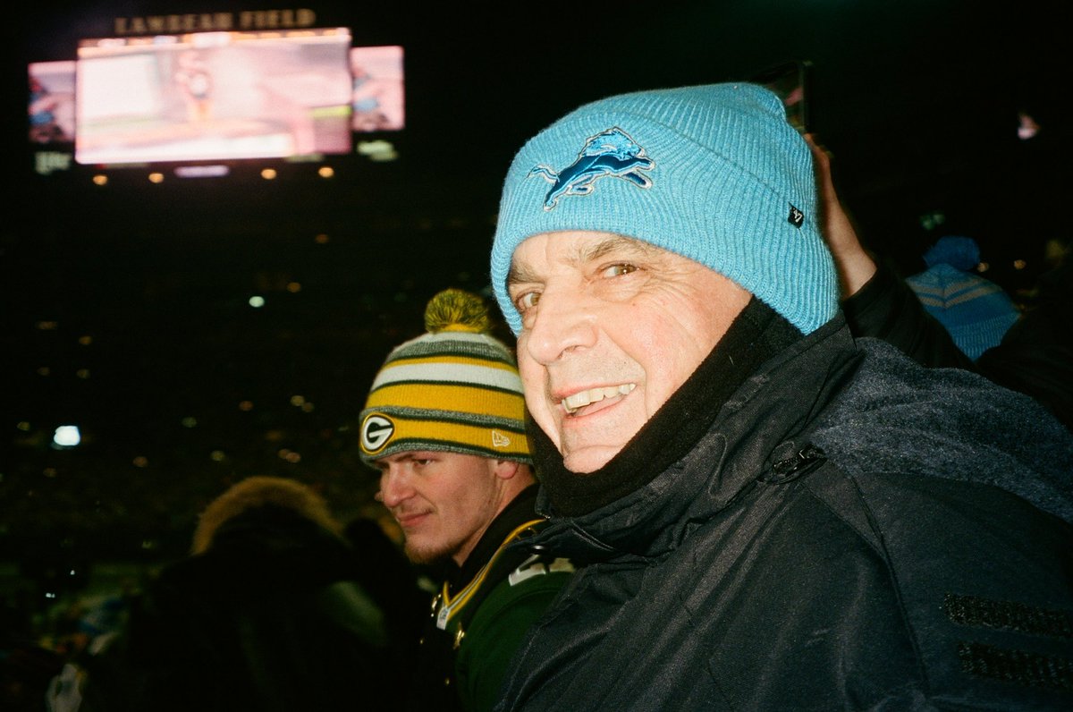 loganlazorka's tweet photo. @Lions shooting my shot 🙏🏻 any chances a couple of longtime fans could get pregame sideline passes? Been going to games with my Dad since I was 4. Been traveling to road games since I moved to Texas. Got tix for tonight.. btw we’re 5-0 in our last 5 in person games together 😉 https://t.co/CVQ8ats3yf
