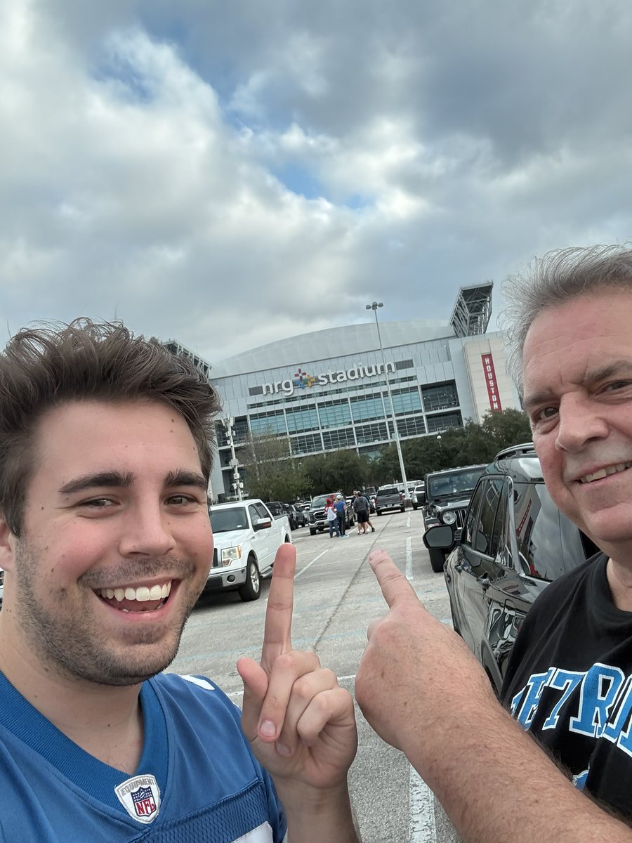 loganlazorka's tweet photo. @Lions shooting my shot 🙏🏻 any chances a couple of longtime fans could get pregame sideline passes? Been going to games with my Dad since I was 4. Been traveling to road games since I moved to Texas. Got tix for tonight.. btw we’re 5-0 in our last 5 in person games together 😉 https://t.co/CVQ8ats3yf