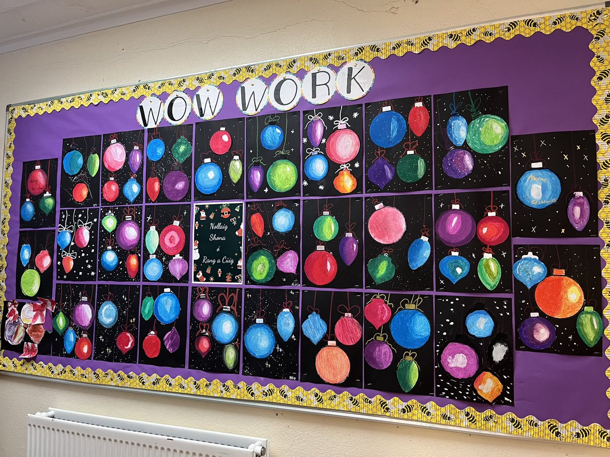 Some fantastic artists in Rang a Cúig! 😍🎨🎄🧑‍🎄 <a href="/RathnureNS/">Rathnure NS</a>