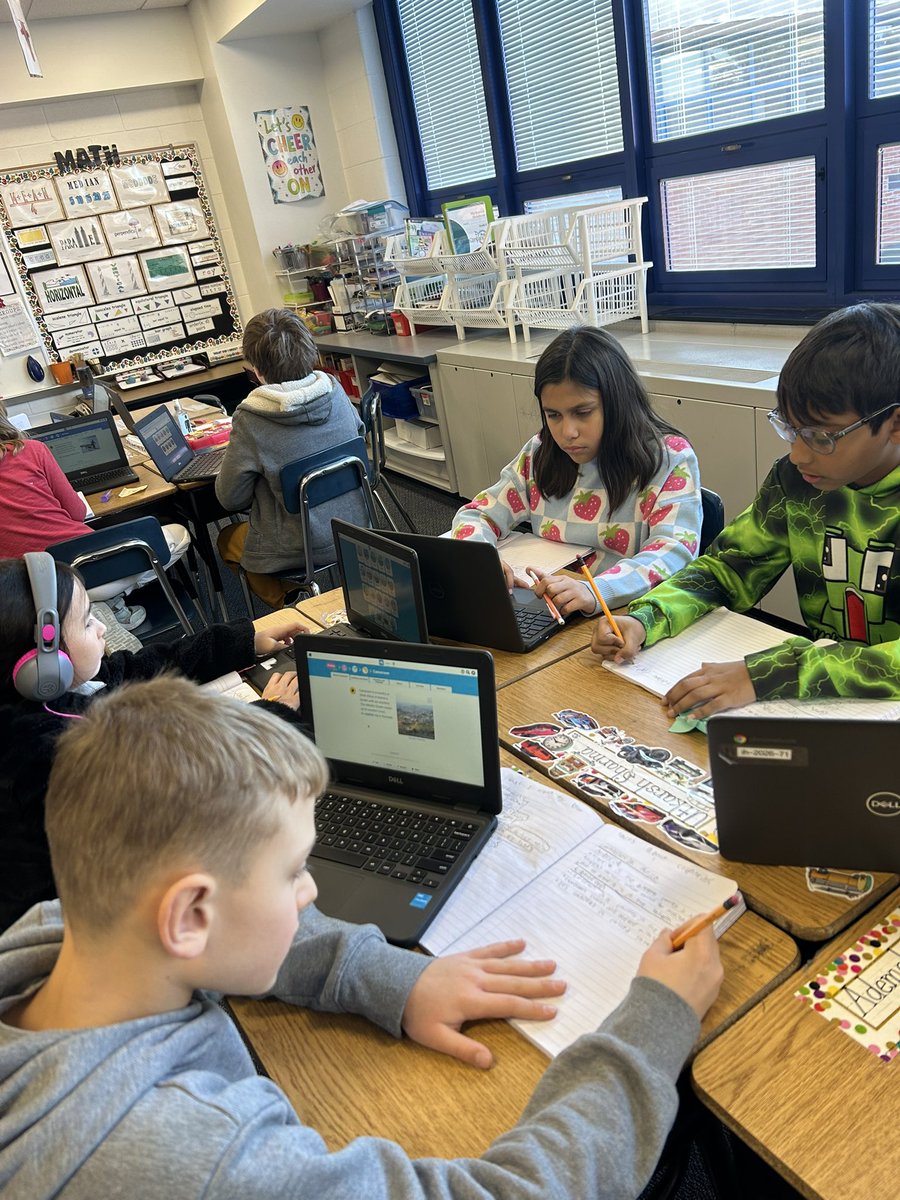 ivylee4th's tweet photo. Researching information about countries we are curious to learn about. #expositorywriting #IvyHillLeague https://t.co/0ZRTdQys2f