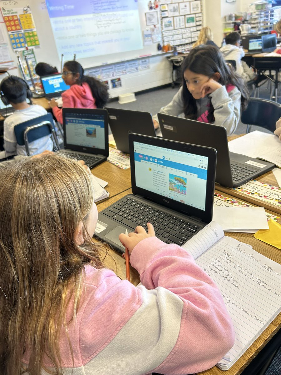 ivylee4th's tweet photo. Researching information about countries we are curious to learn about. #expositorywriting #IvyHillLeague https://t.co/0ZRTdQys2f