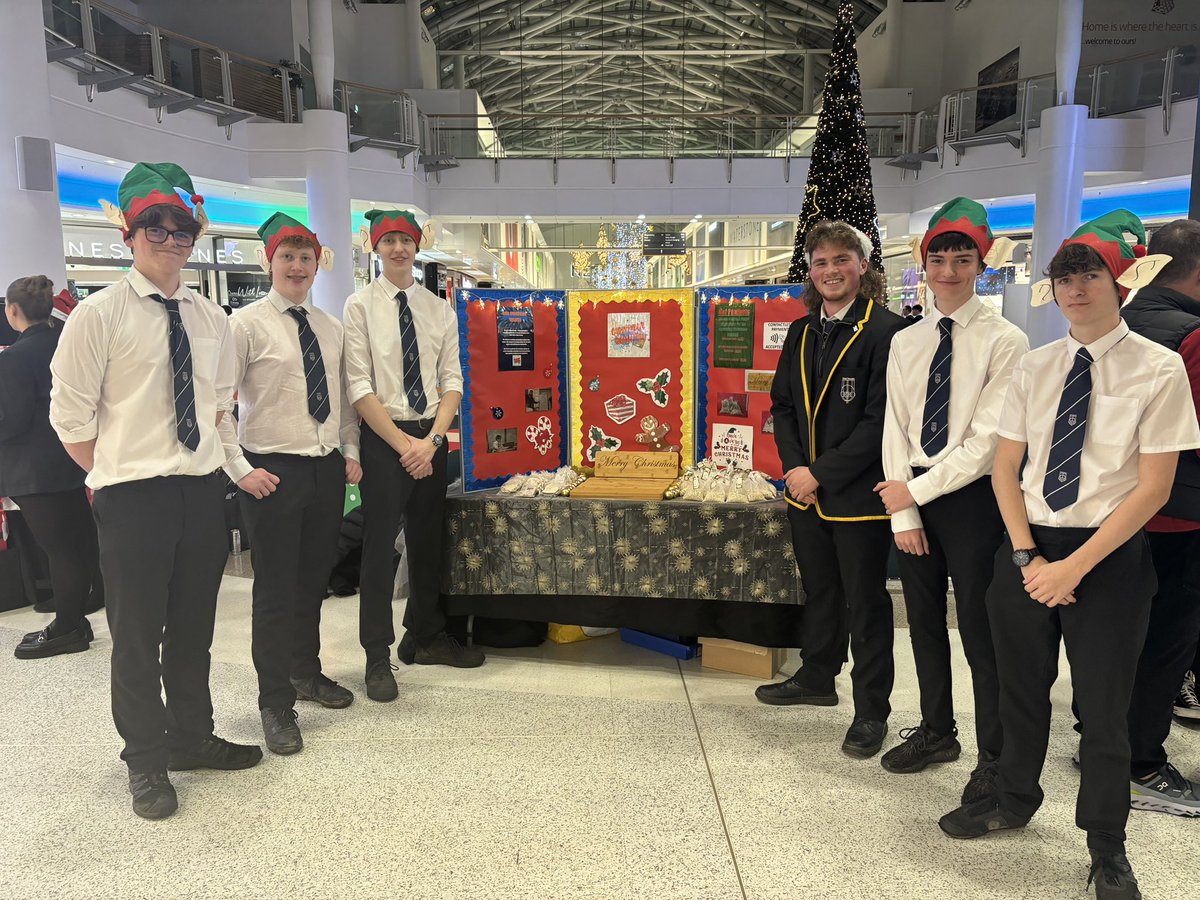 dyw_ren's tweet photo. @YE_Scotland @ArenaBraehead @DYWPMHS @Paisley_Grammar @JohnstoneHighSc @DYWWEST Christmas Trades Fair https://t.co/KNrZkAIIxB