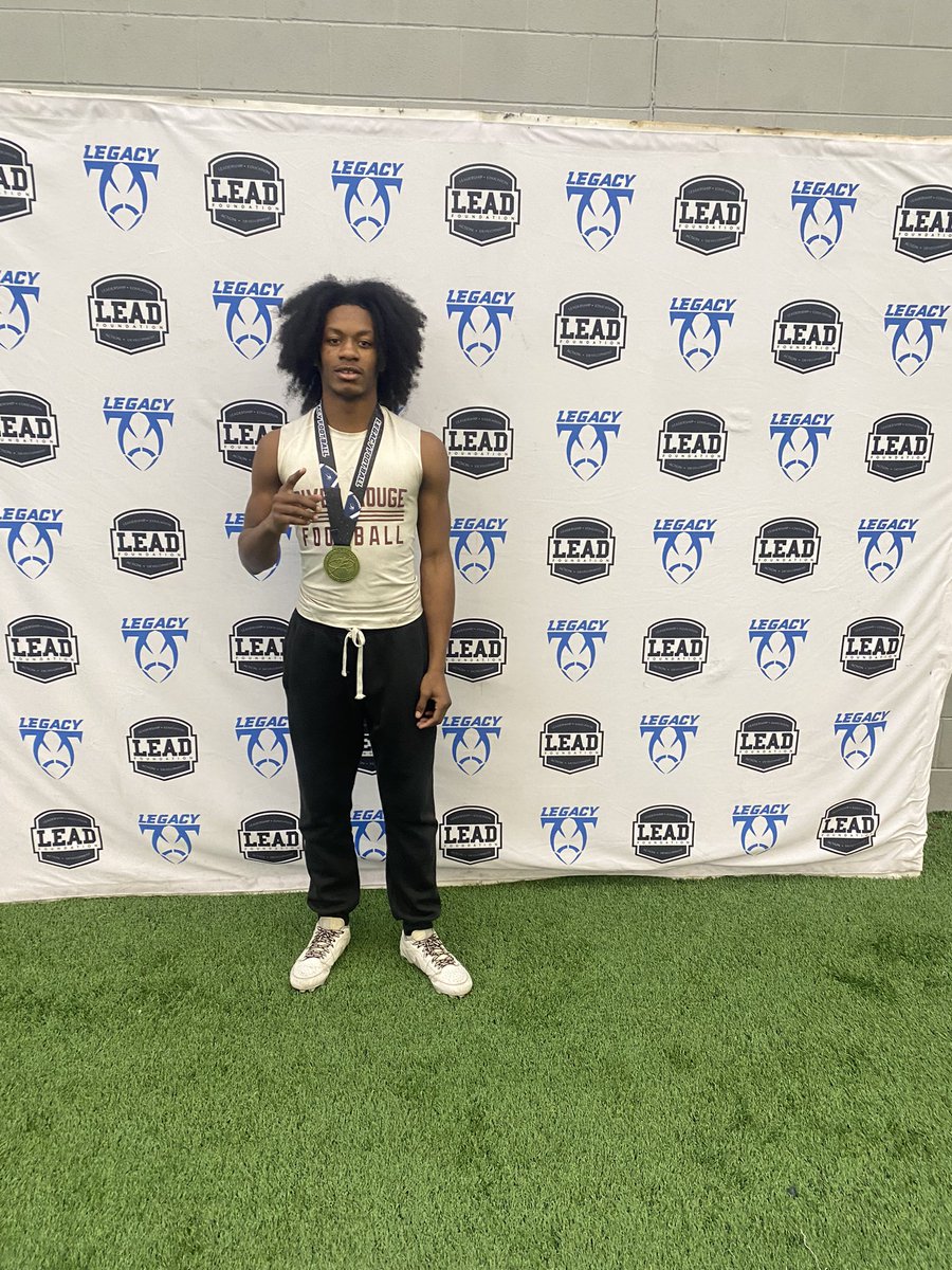 William Hobbs jr (@1xwill__) on Twitter photo Blessed to be able to come out and show my talents at QB and also win QB MVP at the legacy camp🫡
<a href="/Coach_LCollins/">Lance Collins</a> <a href="/CoachL_Johnson/">Larry Johnson</a> <a href="/ReggiePearson4/">Coach Pearson Sr.</a> <a href="/CoachPettway/">CoachPettway</a> Blessed to be able to come out and show my talents at QB and also win QB MVP at the legacy camp🫡
<a href="/Coach_LCollins/">Lance Collins</a> <a href="/CoachL_Johnson/">Larry Johnson</a> <a href="/ReggiePearson4/">Coach Pearson Sr.</a> <a href="/CoachPettway/">CoachPettway</a>