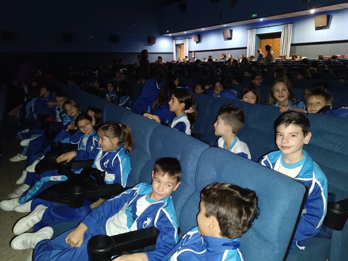 👦🏻👧🏼 Los alumnos de 4°-5° y 6° disfrutaron de la película CAMPEONEX en <a href="/cineprincesa/">Cine Princesa</a>  🎞Actividad programada por el <a href="/aytovillaca/">Ayto Villacañas</a> y el Centro Ocupacional para conmemorar el DÍA INTERNACIONAL DE LAS PERSONAS CON DISCAPACIDAD👨‍🦽👨🏻‍🦯
#consolacióneduca #villacañas #Auténticos