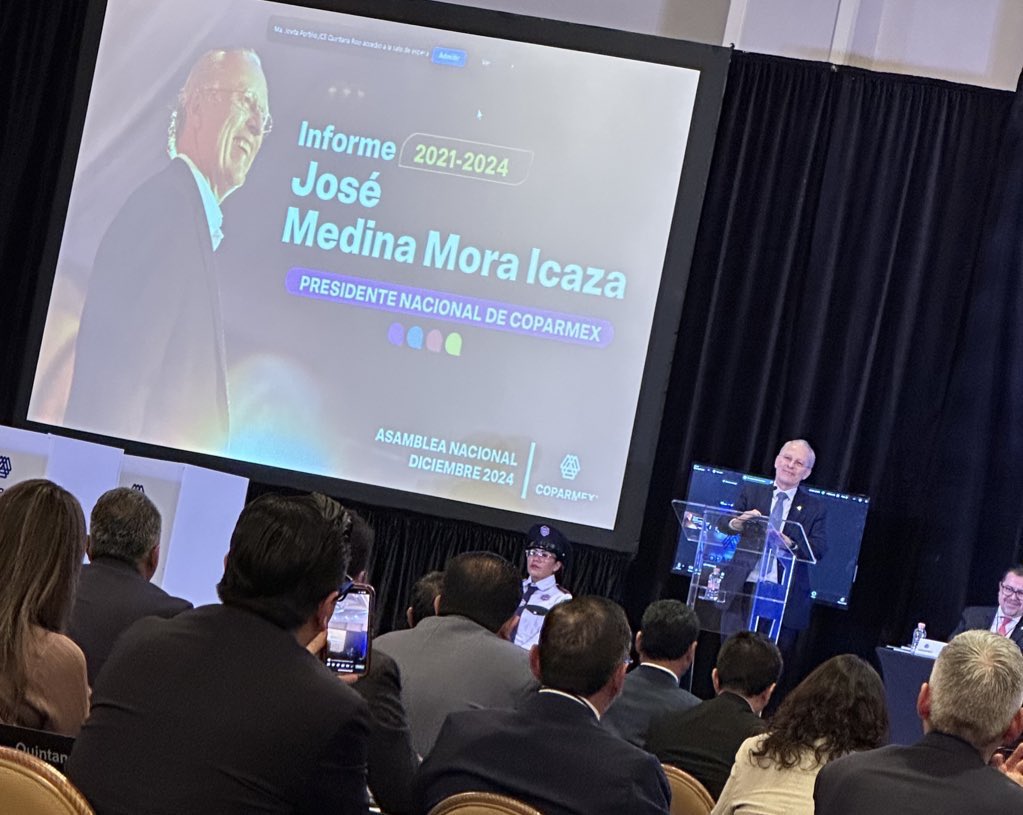 RubenFurlongM's tweet photo. La gran gestión de nuestro Presidente @JoseMedinaMora ha marcado positivamente y para siempre a nuestra querida @Coparmex
#NadieEsMejorQueTodosJuntos
#SerCoparmex #AsambleaNacional2024 https://t.co/zCxQg7OYBm