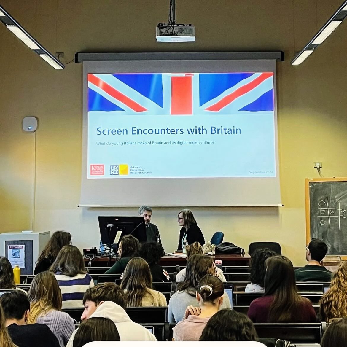 luca_barra's tweet image. It was great to have Jeanette Steemers (King’s College, London) presenting the results of their research on how Italian young audiences engage with British screen content. From Sherlock to Barnaby, from Sex Education to Philomena Cunk. And, of course, Hugh Grant. :) #unibo #incom