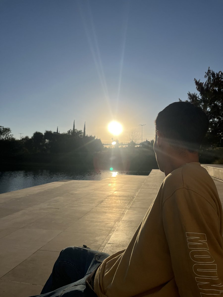 juandafo89's tweet photo. Por fin pude ir a un museo en un día perfecto ✨ https://t.co/O3UXSU3pzt