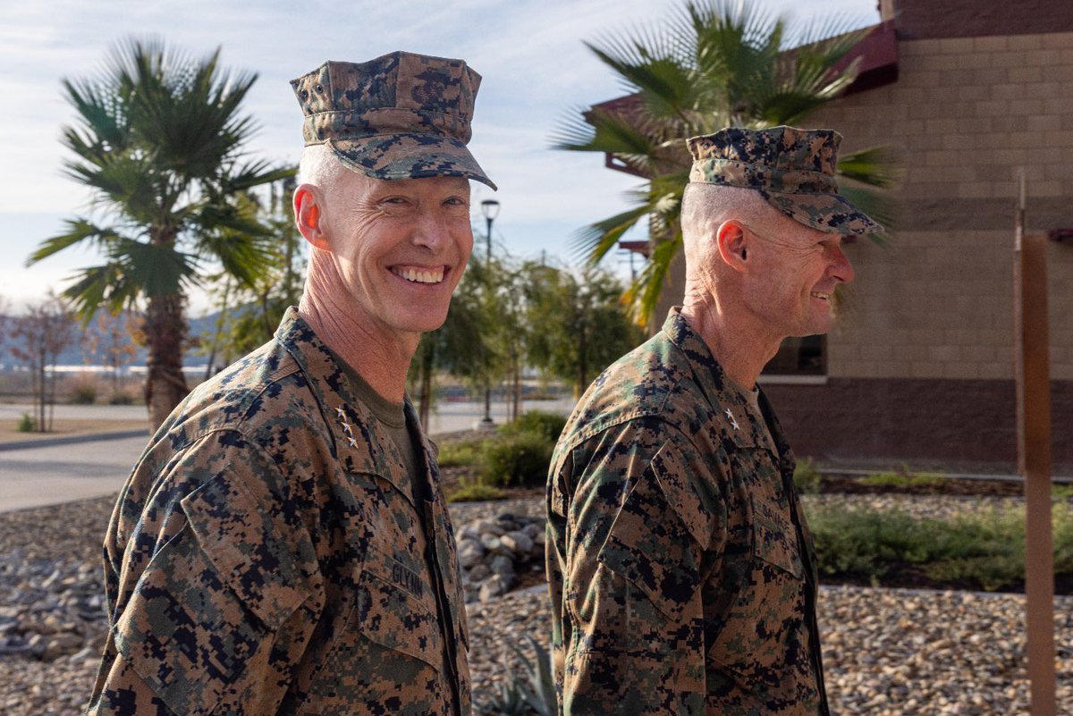 1st_Marine_Div's tweet photo. U.S. Marine Corps Lt. Gen. James F. Glynn, commander, @PacificMarinesย visited 1st Marine Division to gain a better appreciation of opportunities and challenges units face and to observe training during #SteelKnight24
ย
๐ธ: U.S. Marine Corps photos by Cpl. Juan Torres https://t.co/q9hgzEgA7u