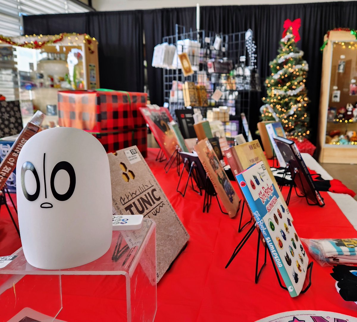Fangamer tweet media