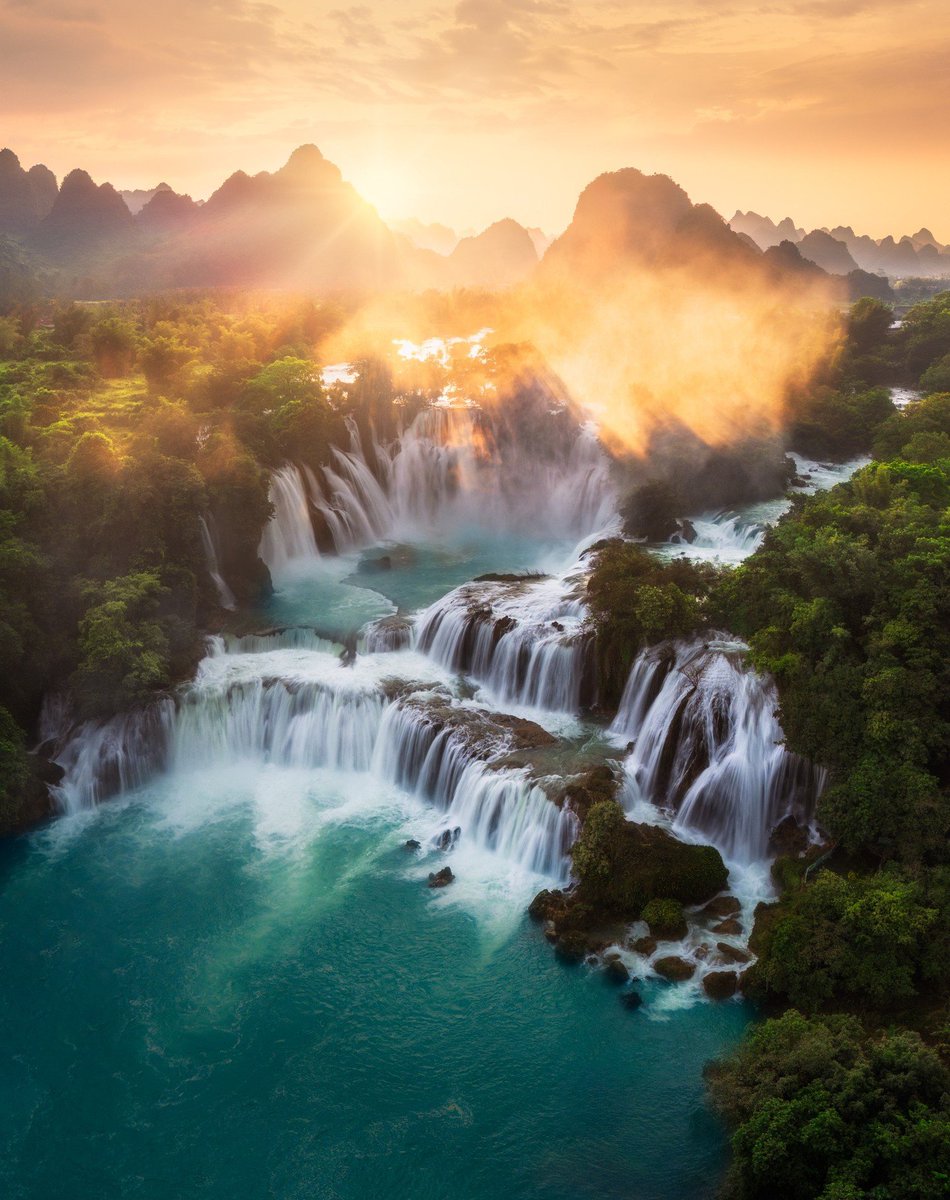 Ban Gioc waterfall