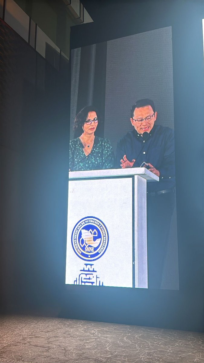 UIEMmx's tweet photo. En el marco del Congreso Internacional de la Sociedad Mexicana de Nutrición y Endocrinología, la Dra. Roopa Mehta y el Dr. Daniel Elías presentaron el libro que editaron "50 Preguntas claves en Dislipidemias"
@roopamehta2 https://t.co/AavTPZTQAy