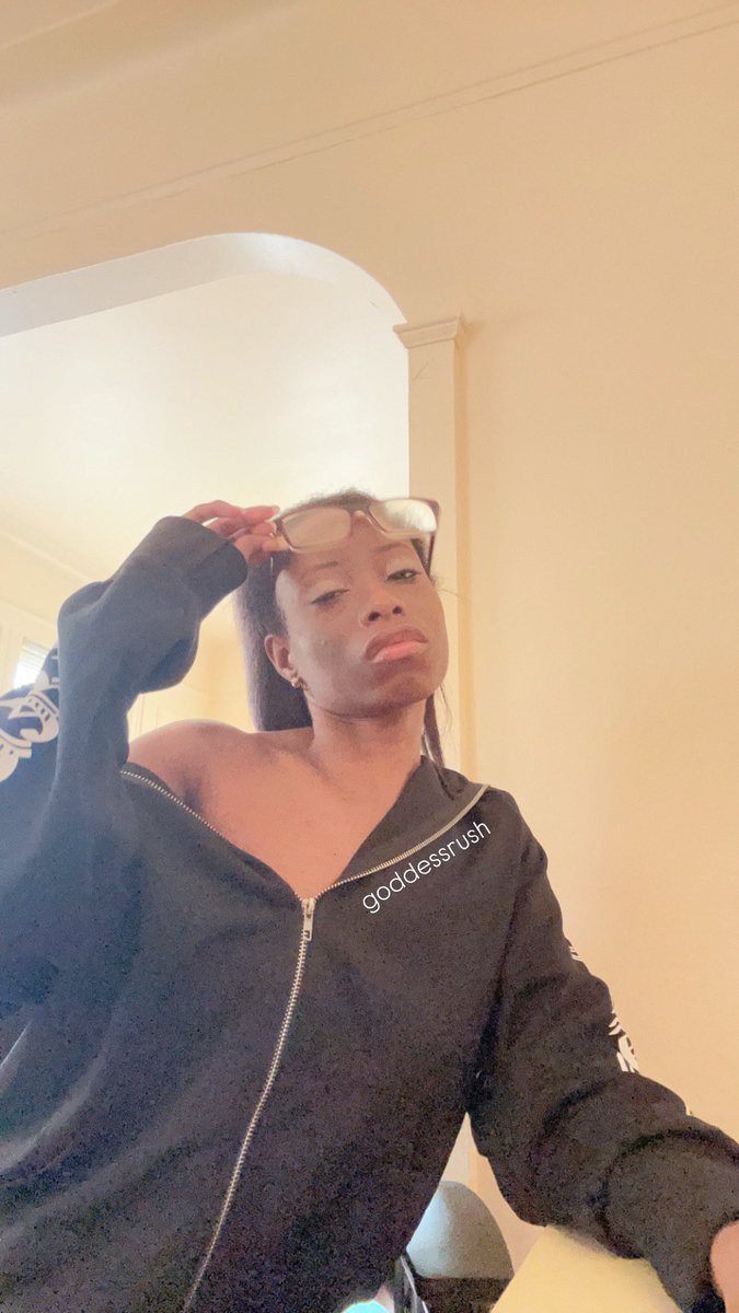 rushxclusives's tweet photo. Welcome to my world, where your wallet does the talking. 💋 

#findom #fendom #domme #paypig #obey #worship #humanATM https://t.co/kZiASNpuuR