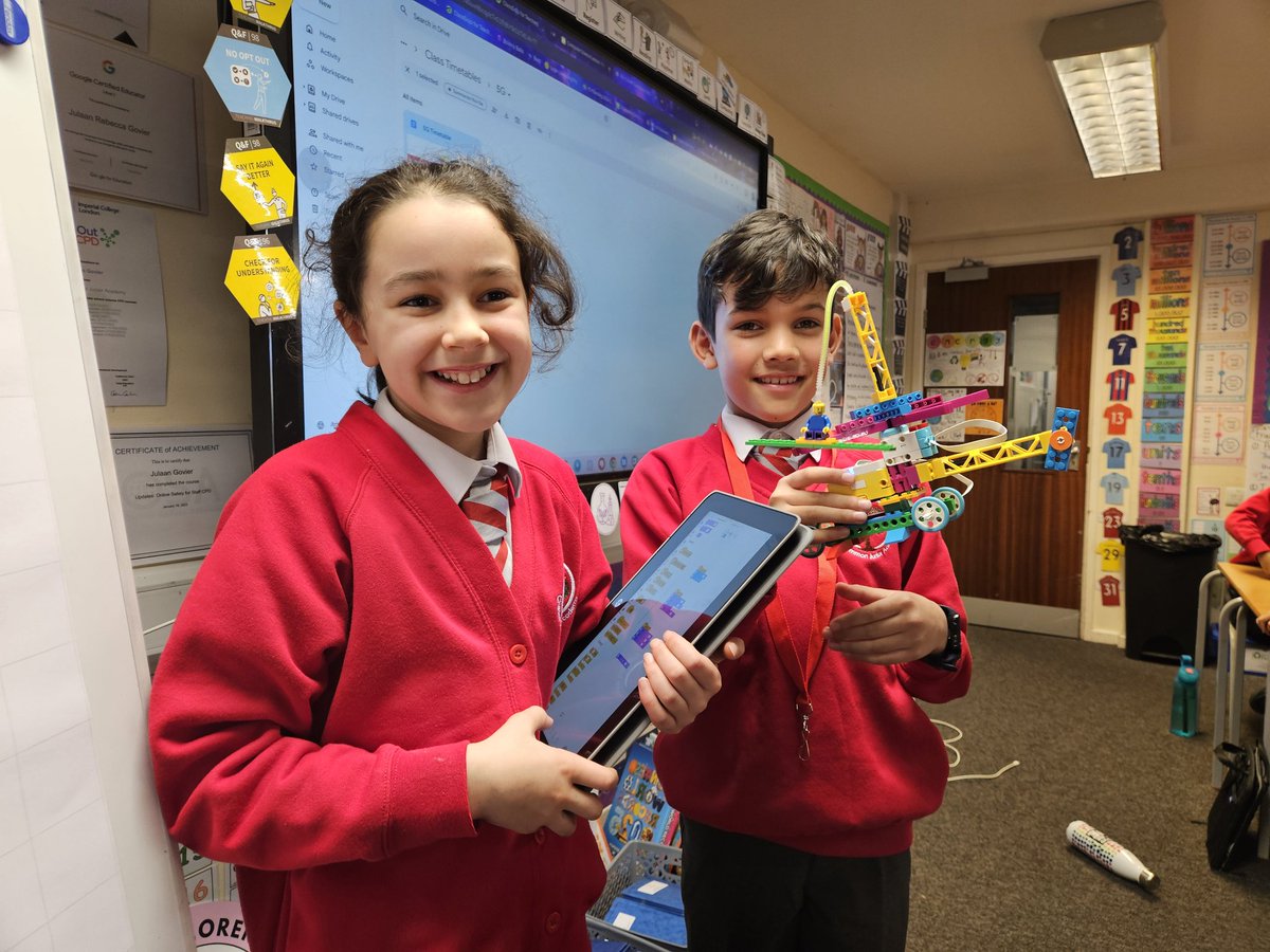 CCJacademy's tweet photo. Today, Year 5 had fun using our Lego Spike Kits to build & code helicopters linked to their learning about Space! They explored the 'events' coding, to use the 'tilt' function of the hubs! Some very creative designs & algorithms used to create different features!
@raisingrobots https://t.co/uw2j9NHHDd