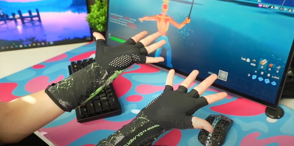 I have teamed up with <a href="/GamerTech_gg/">GamerTech</a> to give away ONE PAIR of their Magma Gloves 🔥

All you have to do is:
1) Follow <a href="/Vermaxtv/">Xen Vermax</a> , <a href="/XenGGs/">Xen</a> &amp; <a href="/GamerTech_gg/">GamerTech</a> 
2) Like &amp; Retweet this tweet  
3) Tag TWO Friends  

Winner chosen on December 19th!! 🎁
