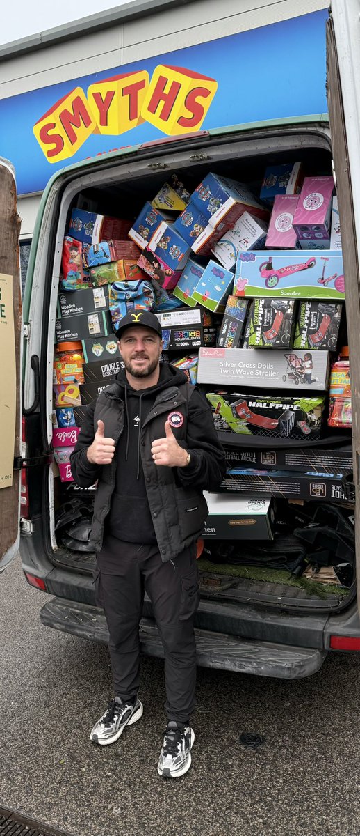TommyCoyle89's tweet image. Today we started shopping for what will be even bigger than last years Christmas in the Community. Huge thanks to Smyths Toy Shop gave us 20% off at the checkout today.

14/12/24
