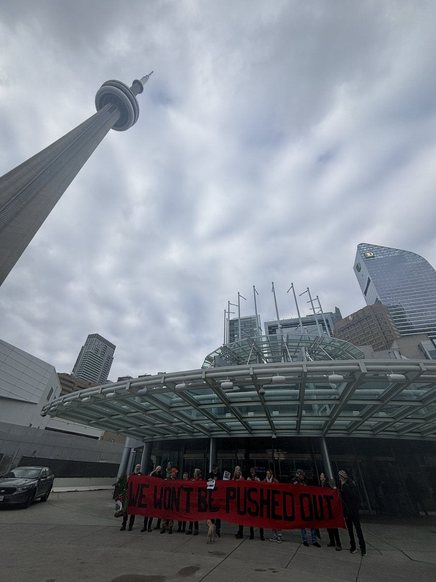 230Fightback's tweet photo. We’ve spent some time at the Real Estate Forum today. KingSett should know that we’ll keep following them as long as they keep pursuing 214-230 Sherbourne. https://t.co/gZYJlxnWnH