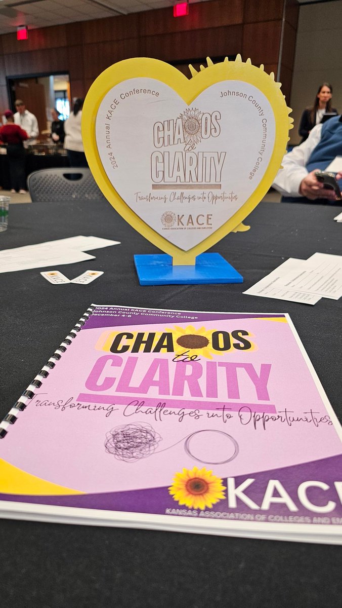 Heather Busch tweet media