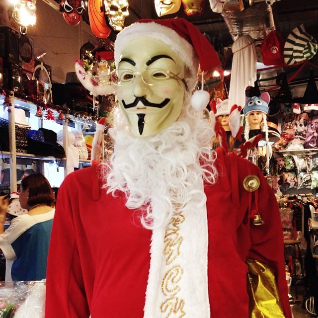 santoshi_sol_'s tweet photo. Maybe i am the santa! https://t.co/7YOrDjrH3h